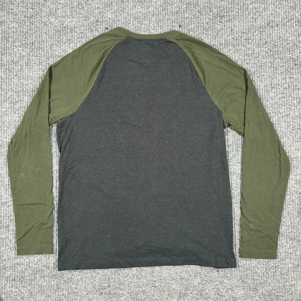 Levis Logo Shirt Mens Size Medium Gray Green Raglan Long Sleeve Graphic Tee